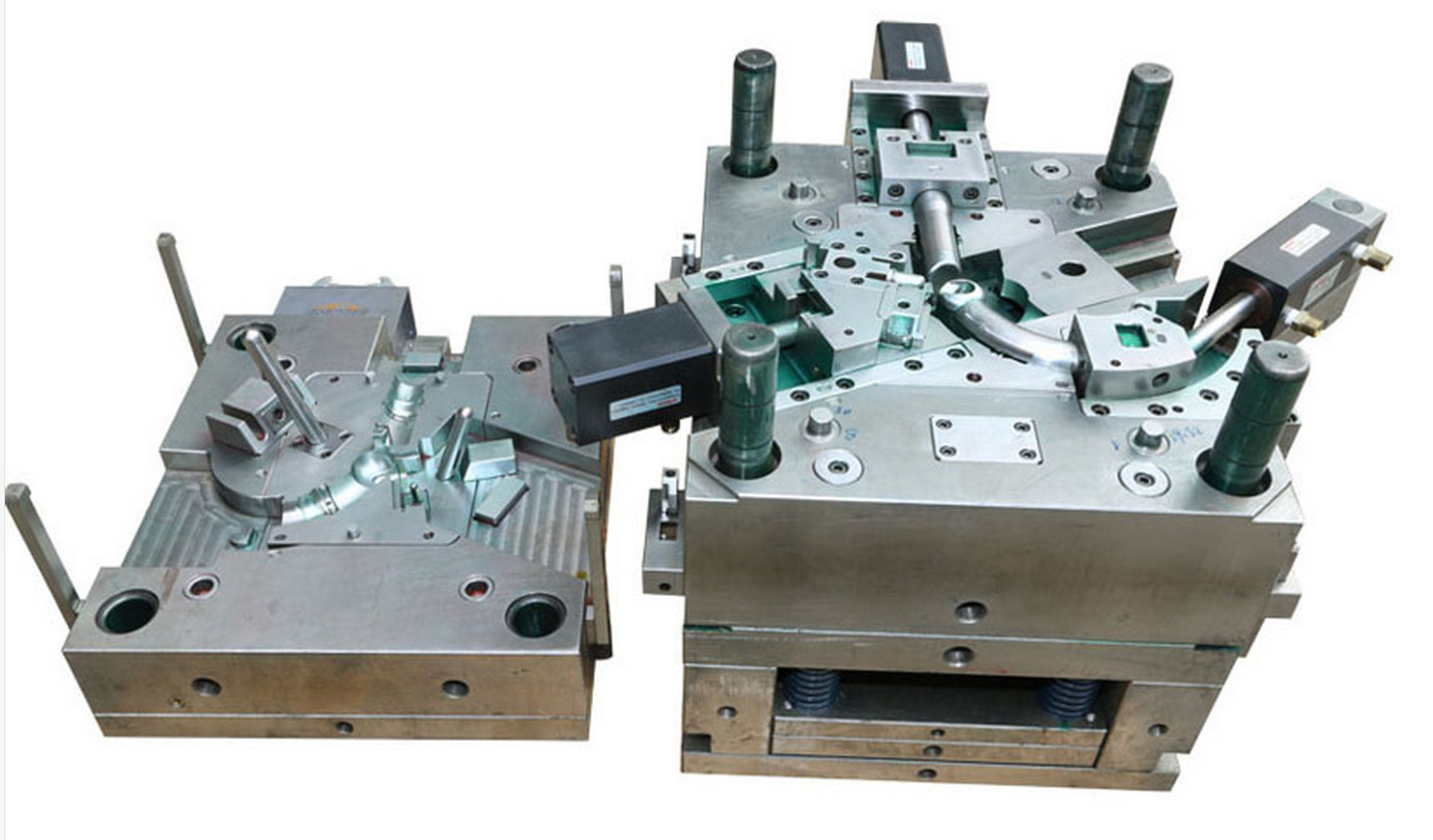 Injection mould
